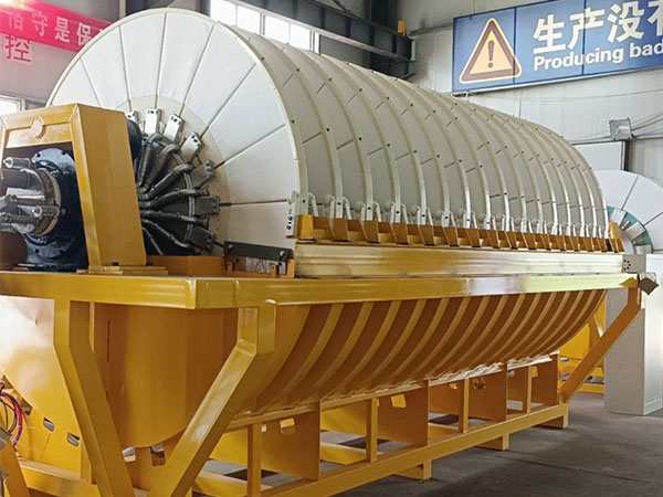 Rotary diskų filtras