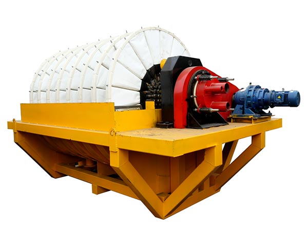 Mineralinis miltelių vakuuminis filtras